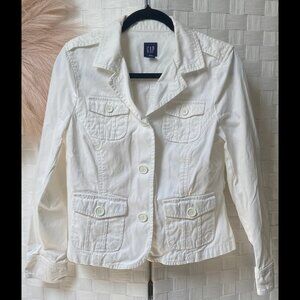 GAP White Unlined Jean Jacket Size M